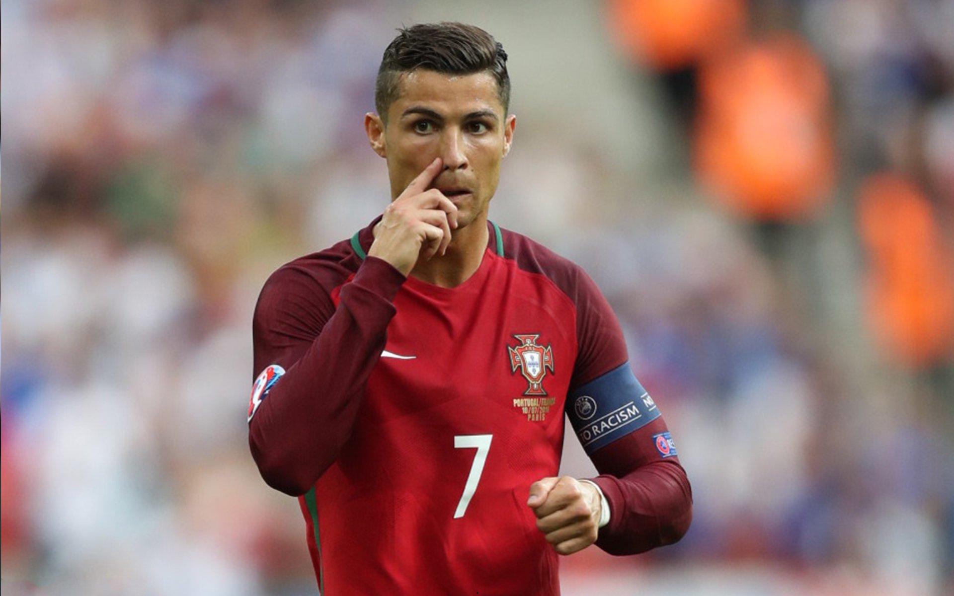 尽力了!陈晋一禁区内紧跟韩国球员,最终被洞穿小门得分