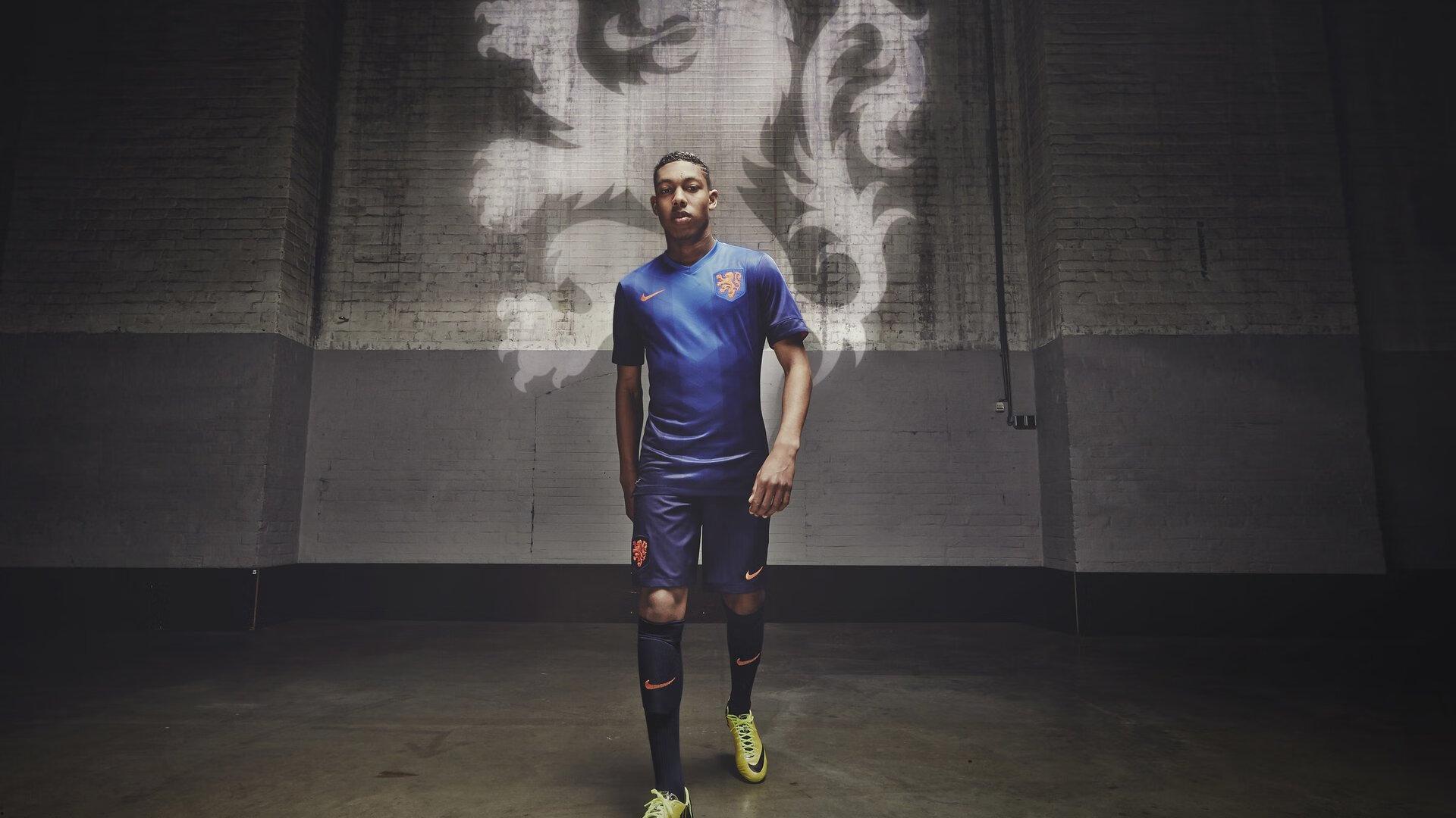 伯纳乌防线崩盘引发震动 西媒痛批，皇马后防群龙无首陷危机